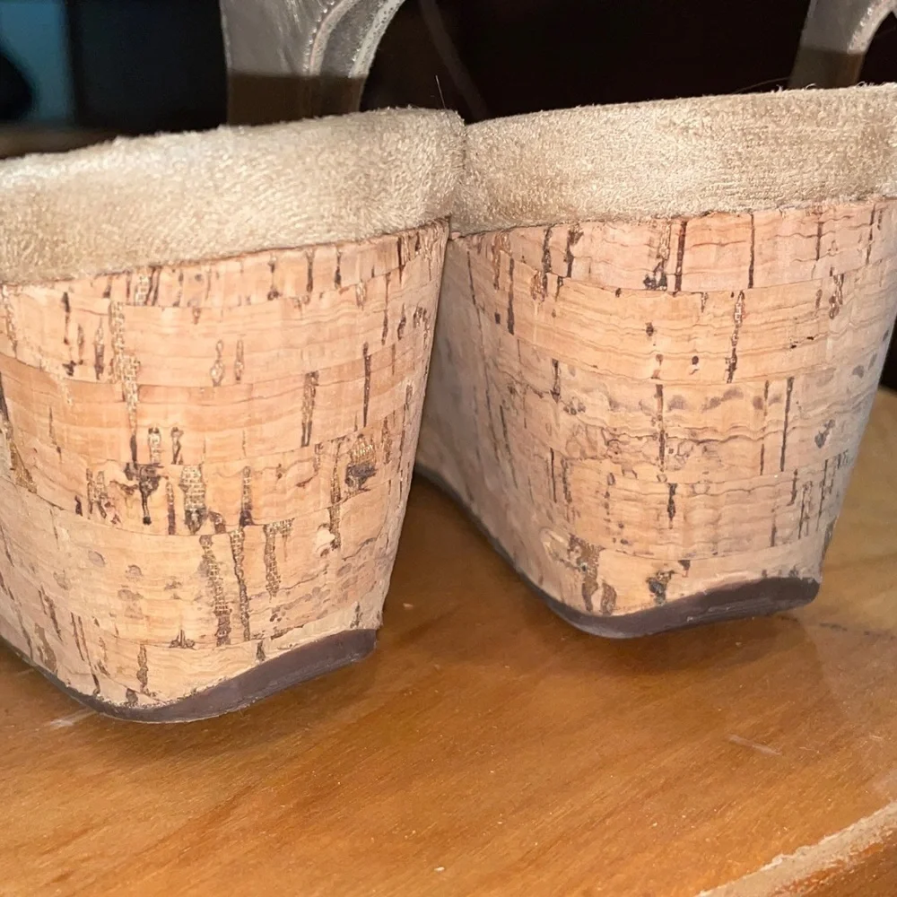 St John’s Bay 8.5 2-inch cork wedge heel, gold shimmer cross-toe Pasadena EUC